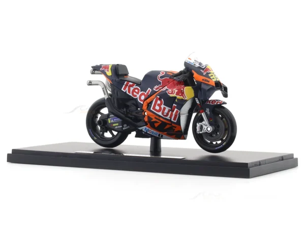 MAISTO 1:18 2023 RED BULL KTM FACTORY RACING RC16, BRAD BINDER 33